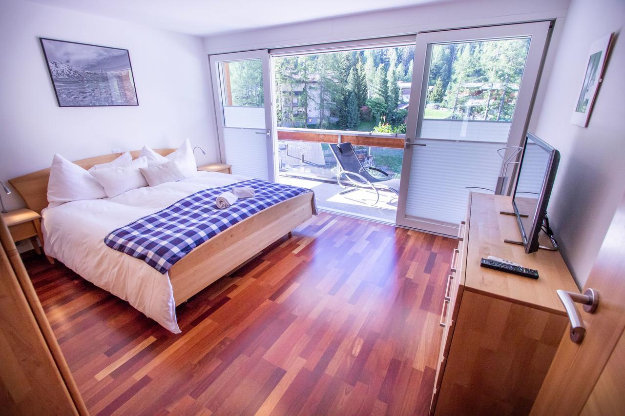 Chalet Herbi Zermatt Bagian luar foto